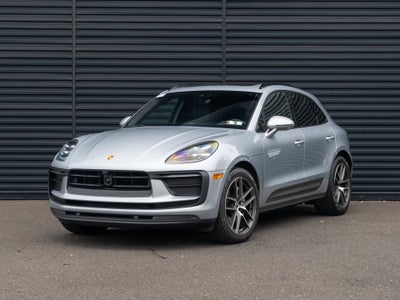 2024 Porsche Macan Base