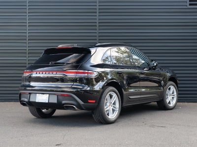 2025 Porsche Macan Base