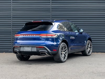 2025 Porsche Macan Base