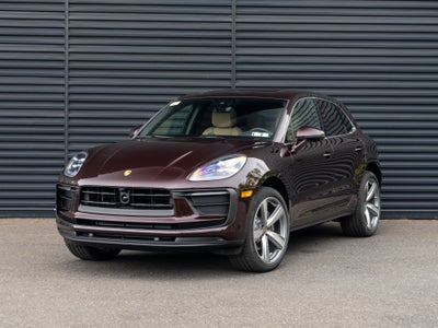 2026 Porsche Macan Base