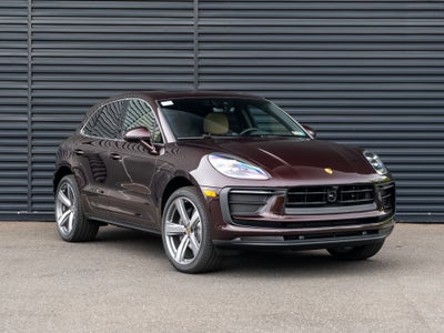 2026 Porsche Macan Base