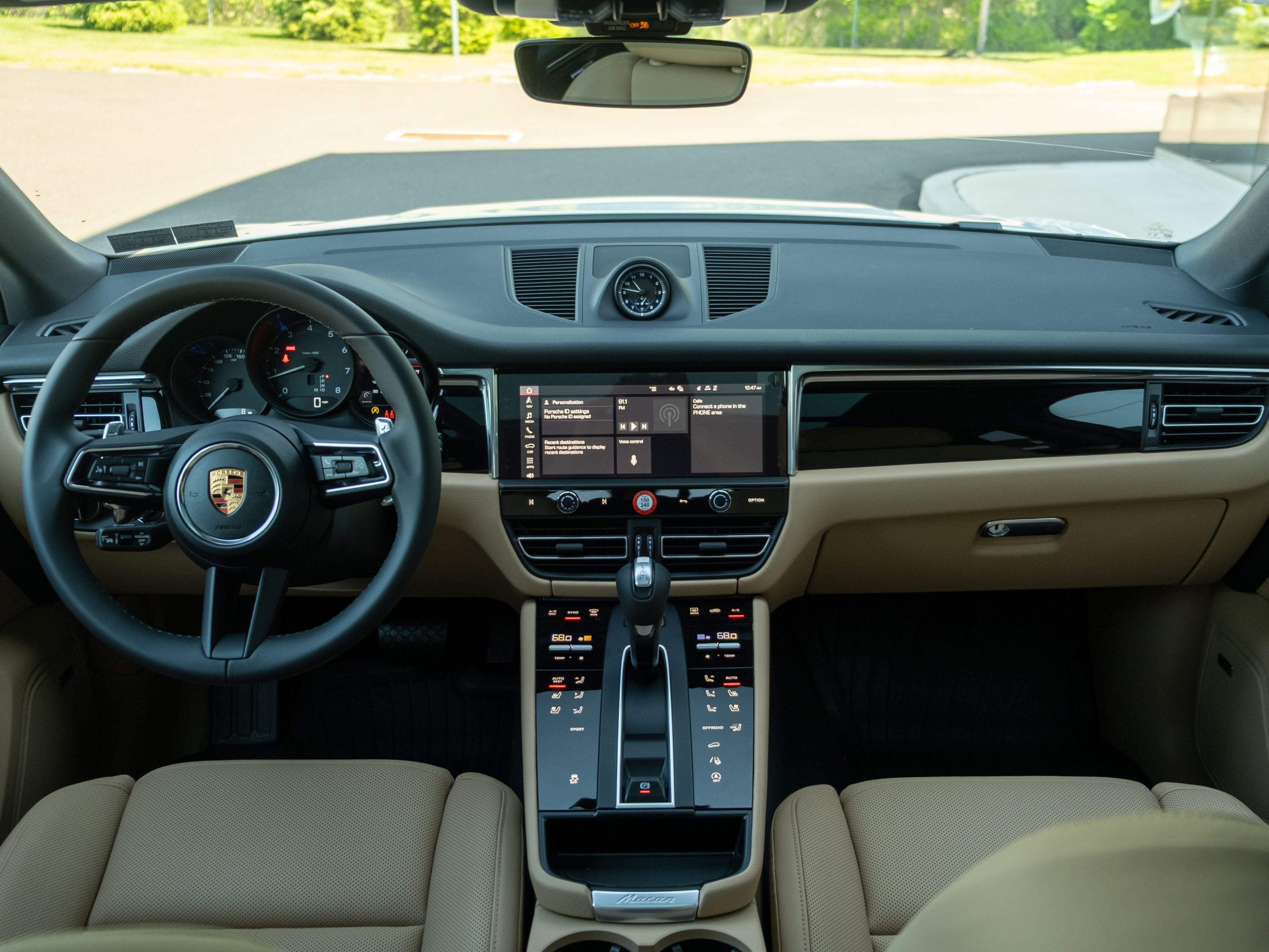 2026 Porsche Macan Base