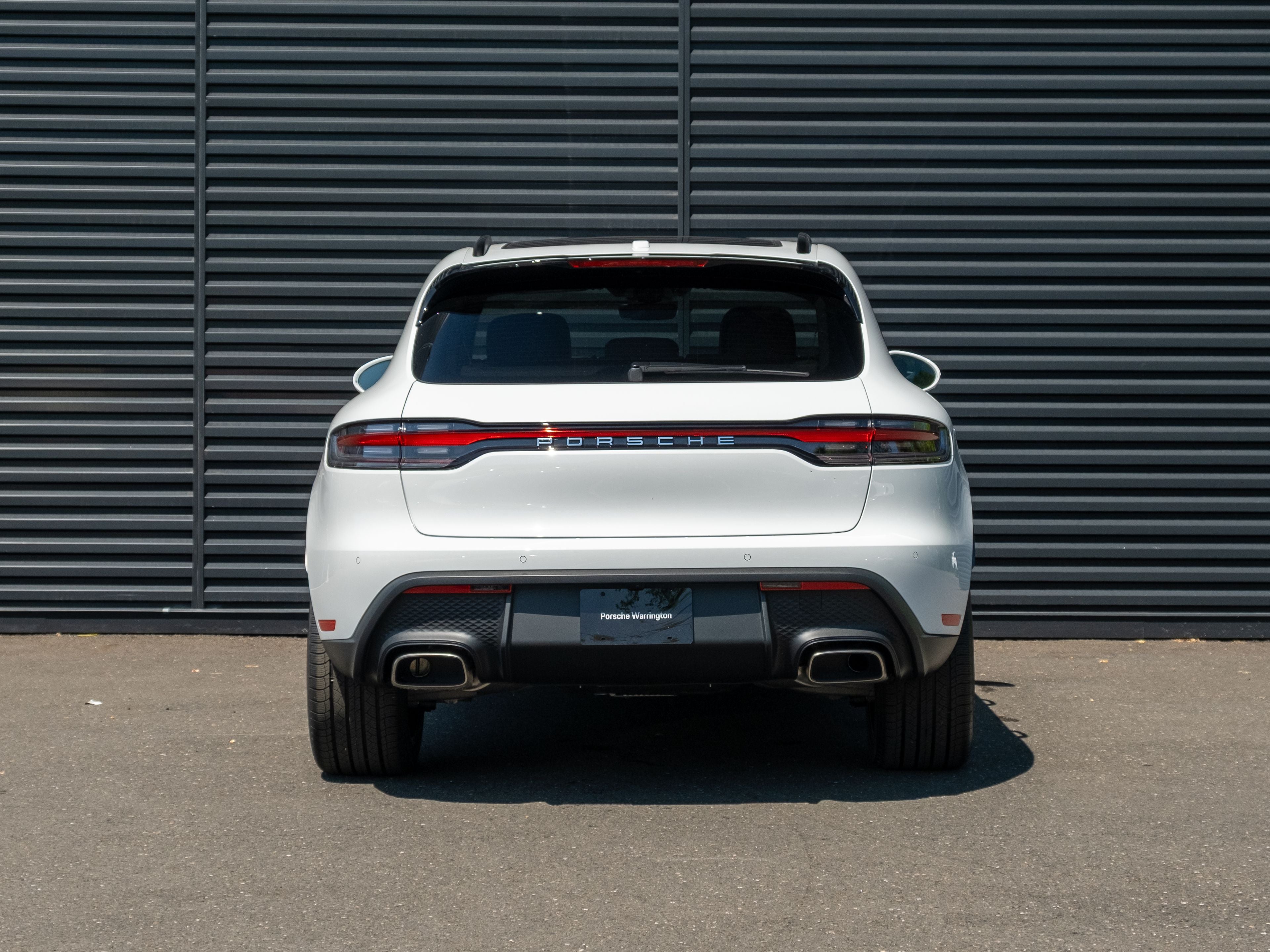 2026 Porsche Macan Base
