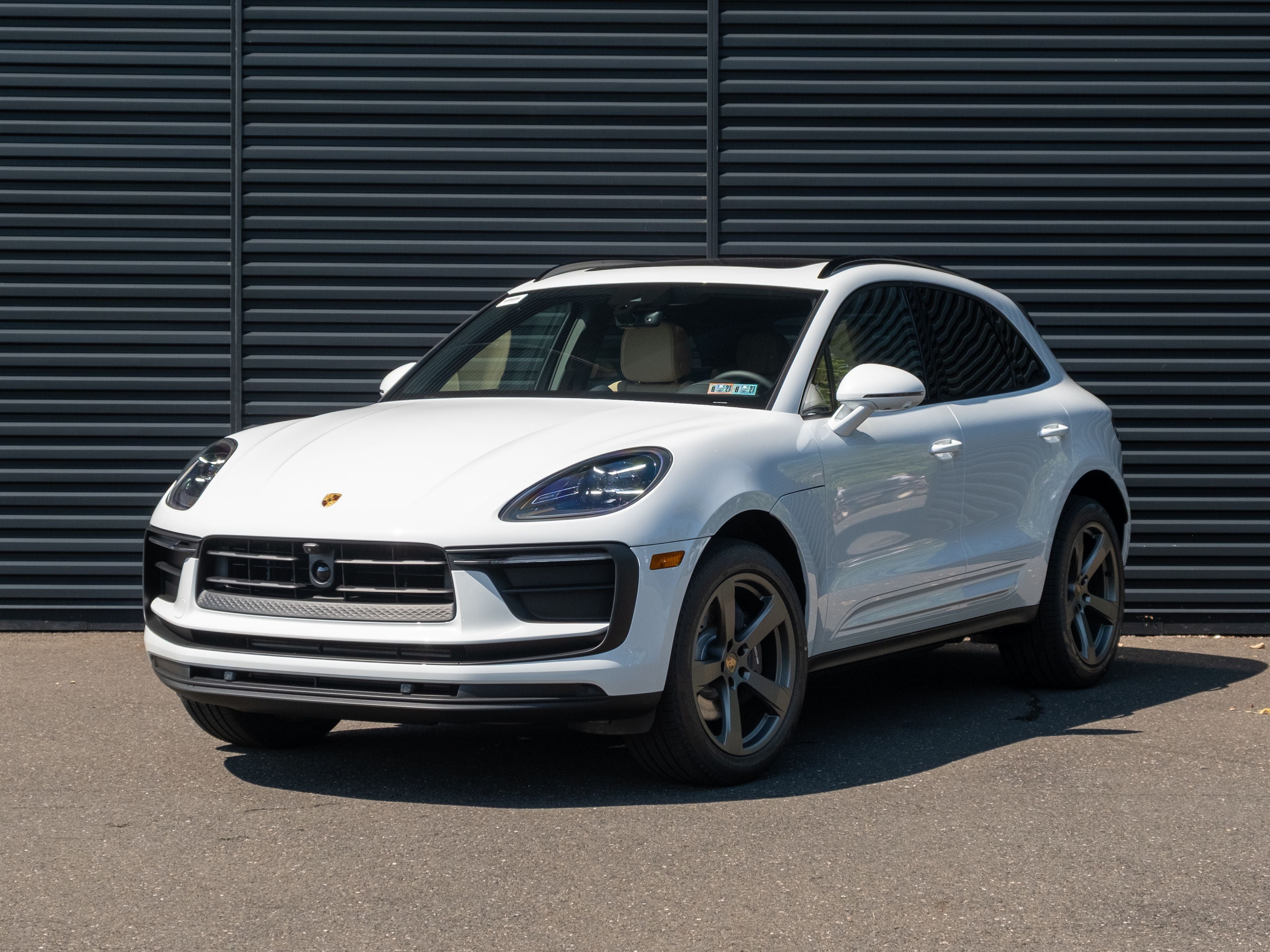 2026 Porsche Macan Base