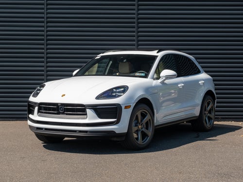 2026 Porsche Macan Base