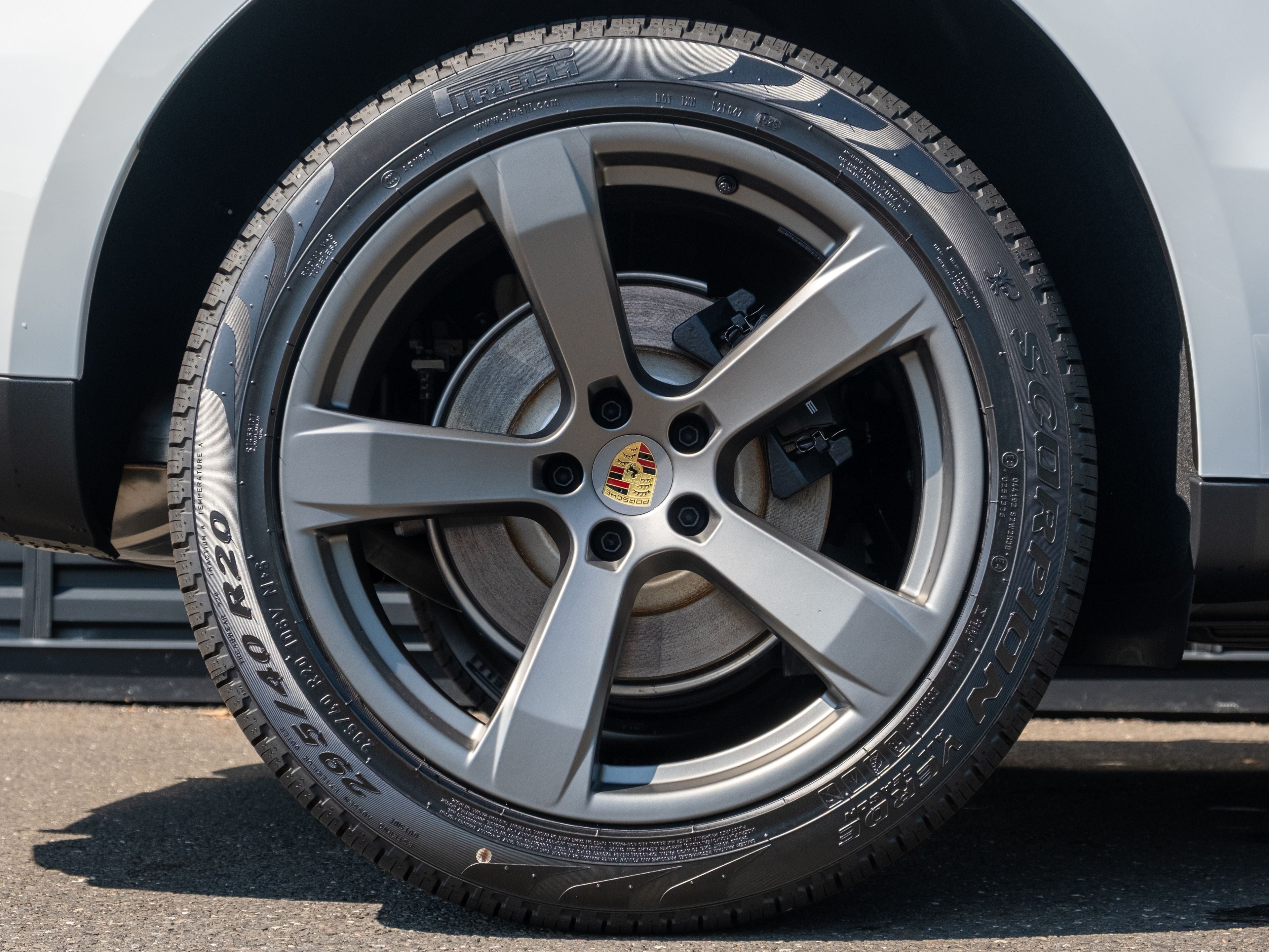 2026 Porsche Macan Base