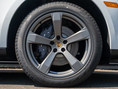 2026 Porsche Macan Base