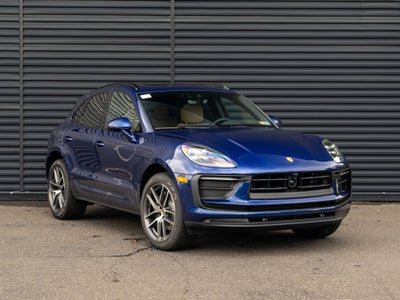 2026 Porsche Macan Base