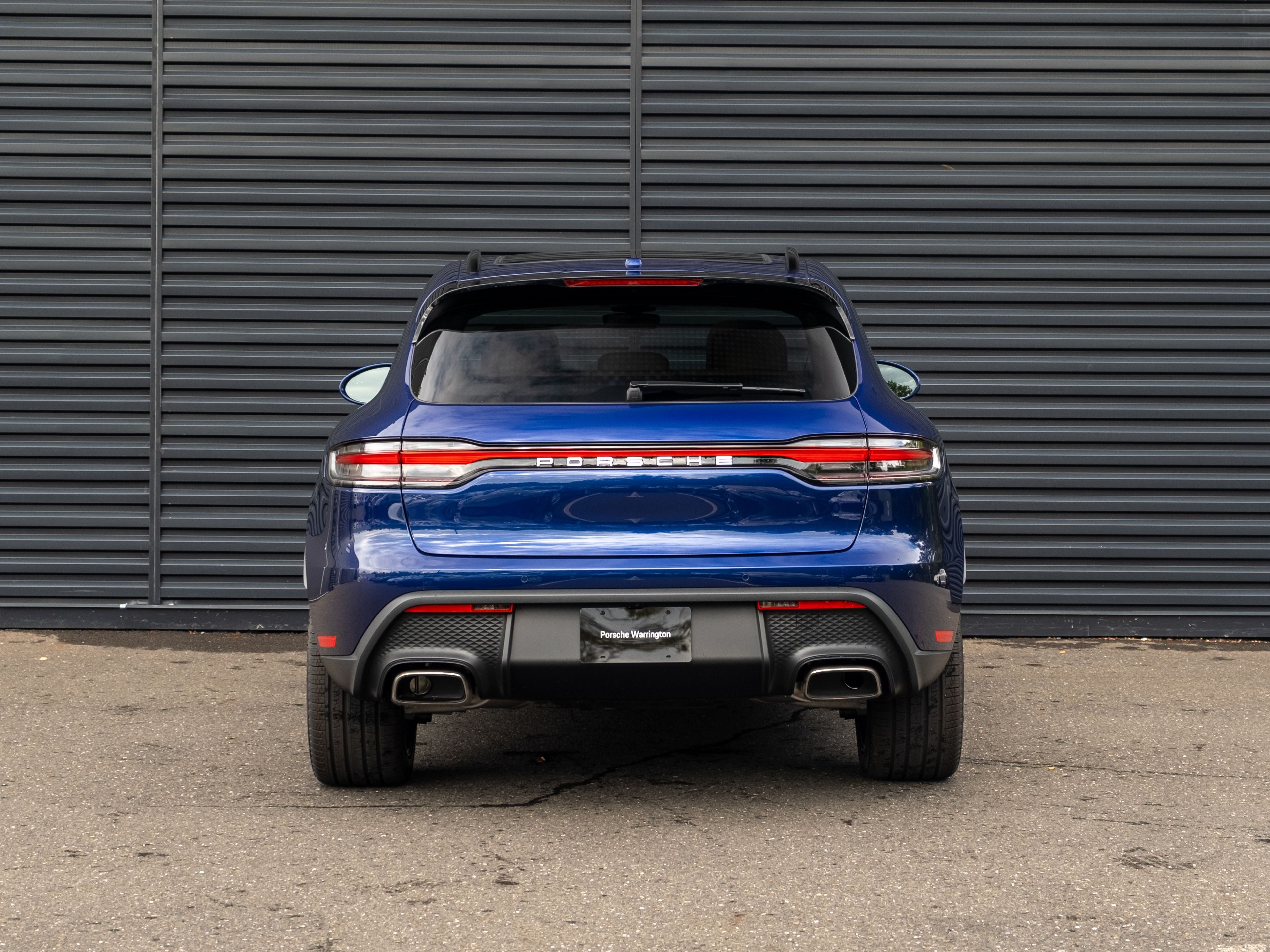 2026 Porsche Macan Base