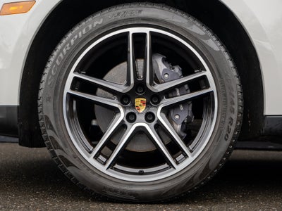 2021 Porsche Macan Base