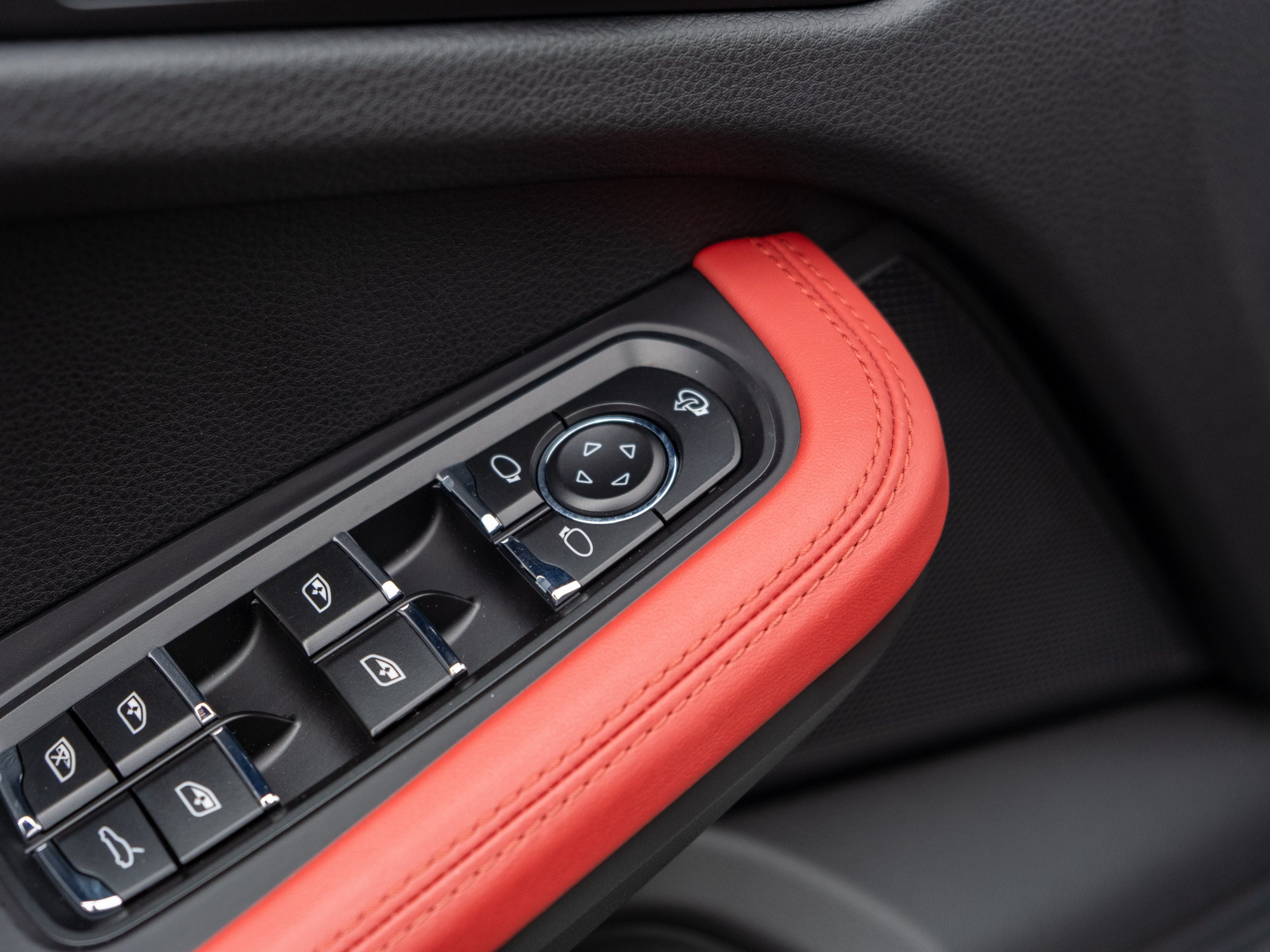 2021 Porsche Macan Base