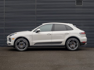 2021 Porsche Macan Base