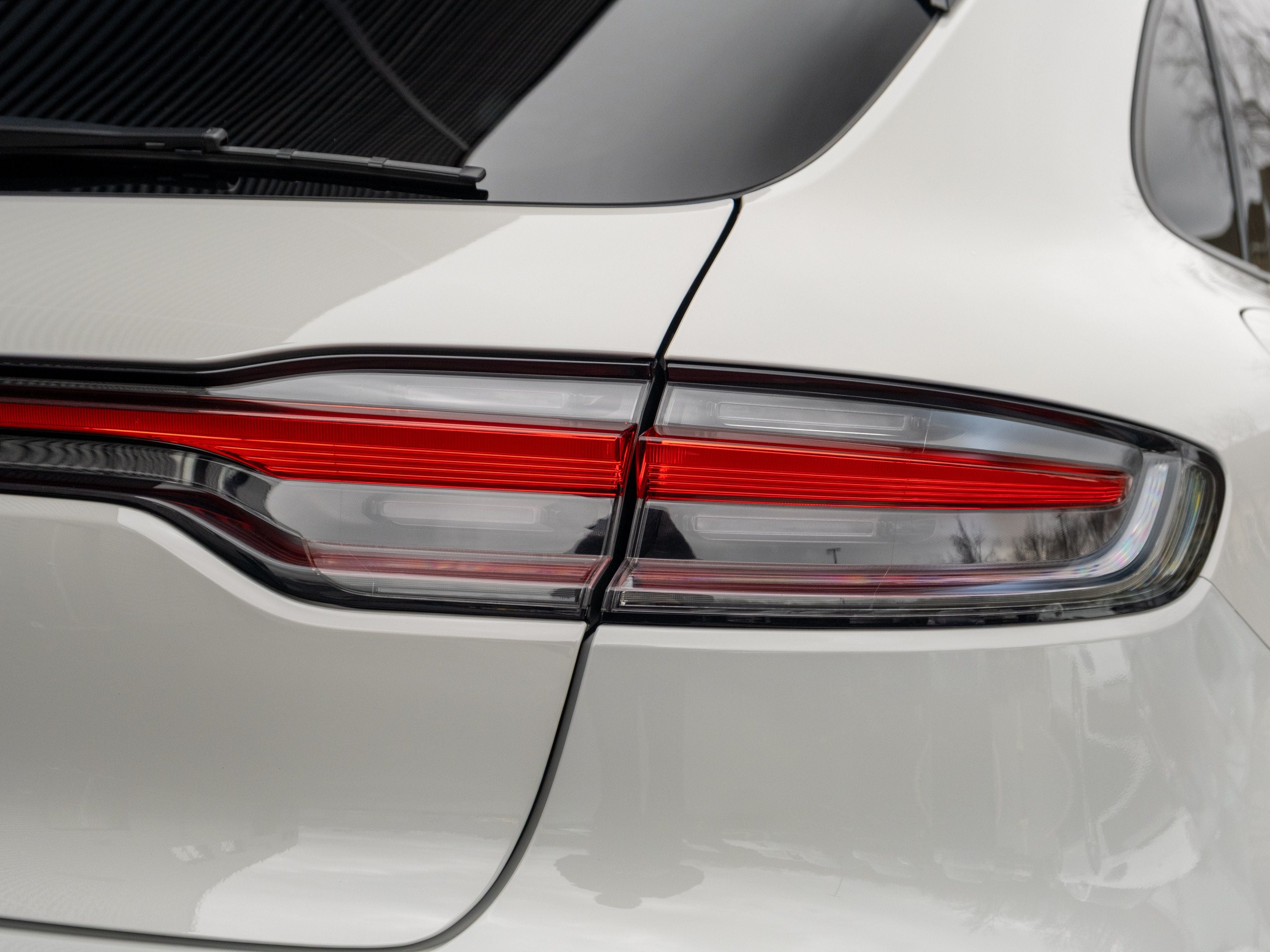 2021 Porsche Macan Base