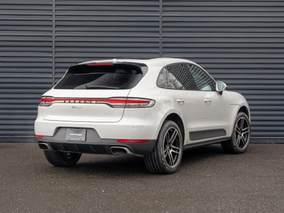 2021 Porsche Macan Base