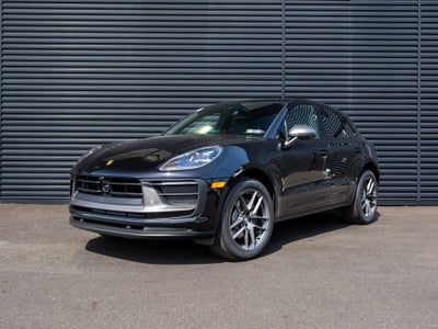2025 Porsche Macan T