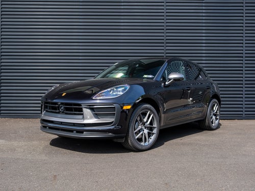 2025 Porsche Macan T