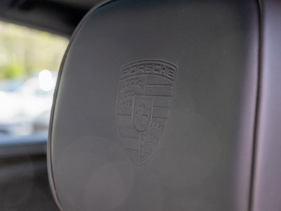 2025 Porsche Macan T