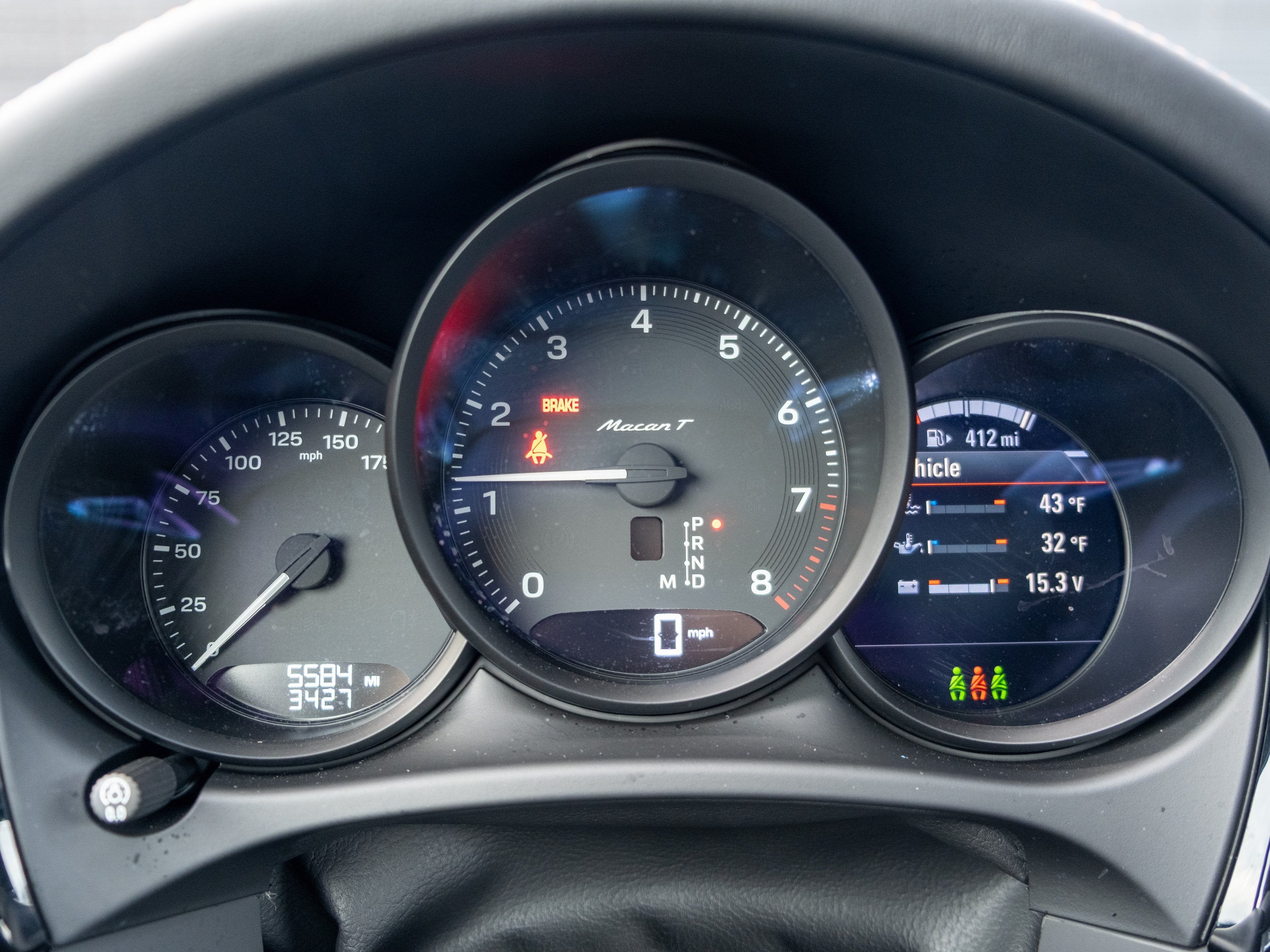 2025 Porsche Macan T