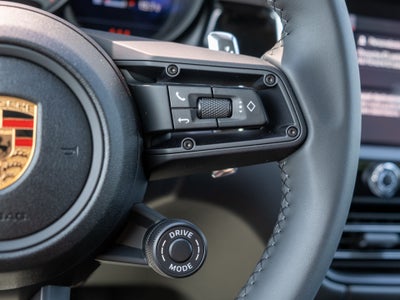 2025 Porsche Macan T