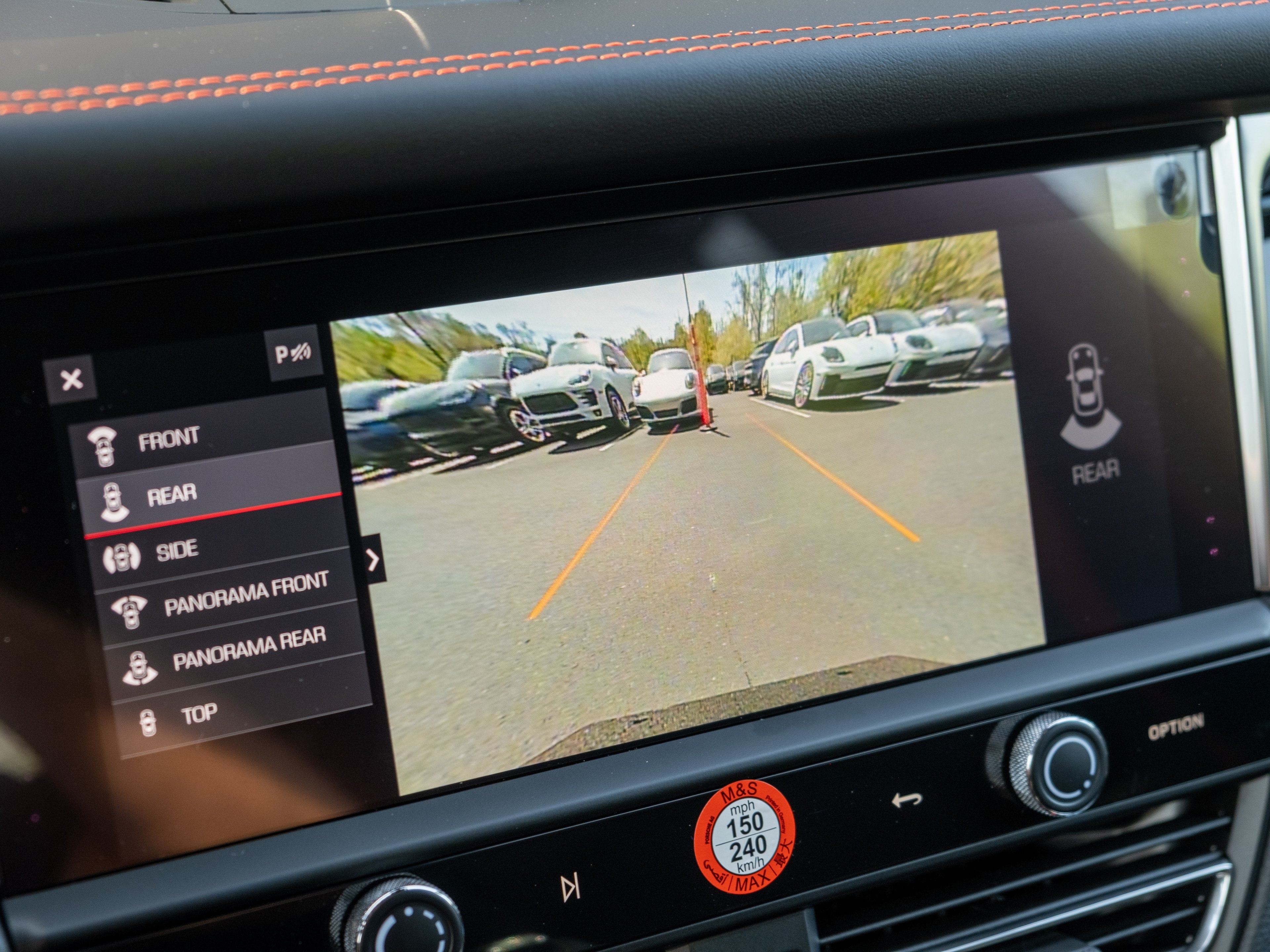 2025 Porsche Macan T