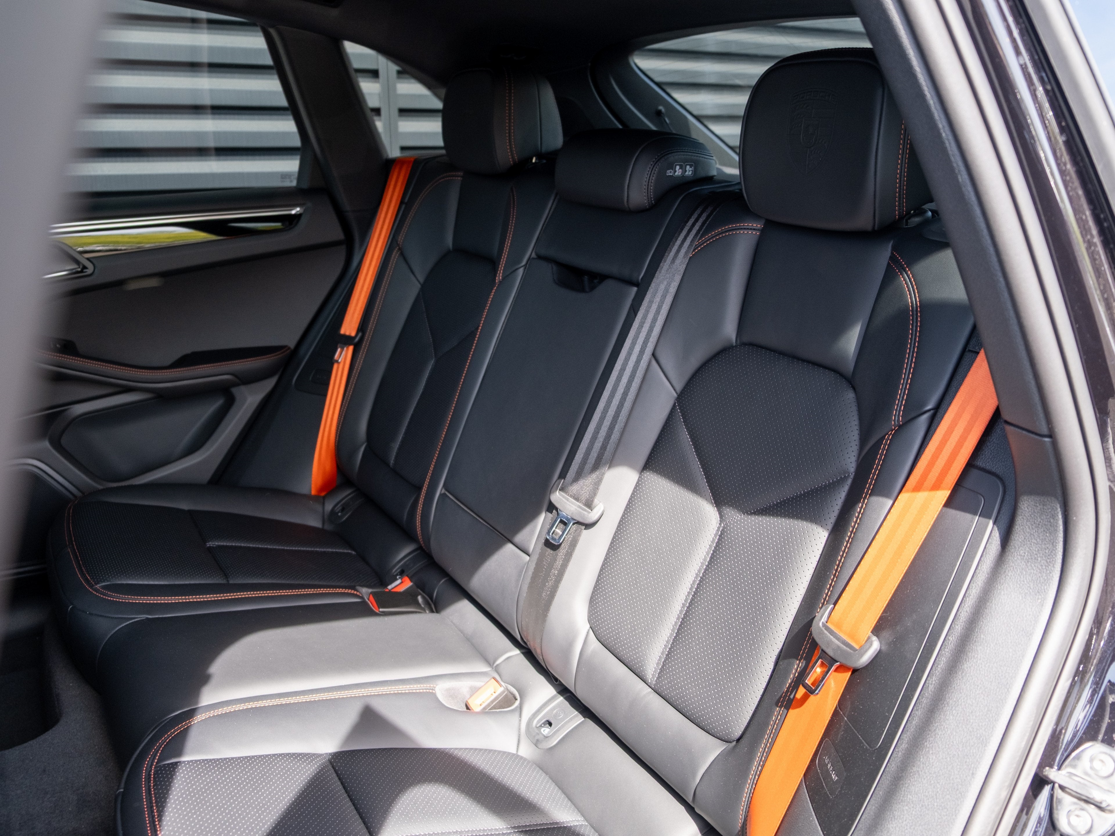 2025 Porsche Macan T