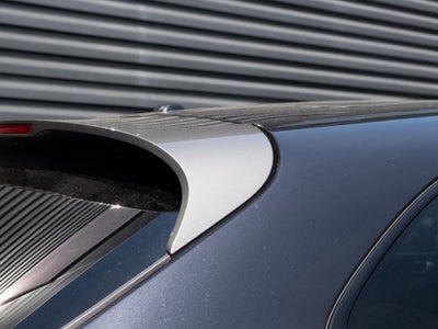 2025 Porsche Macan T