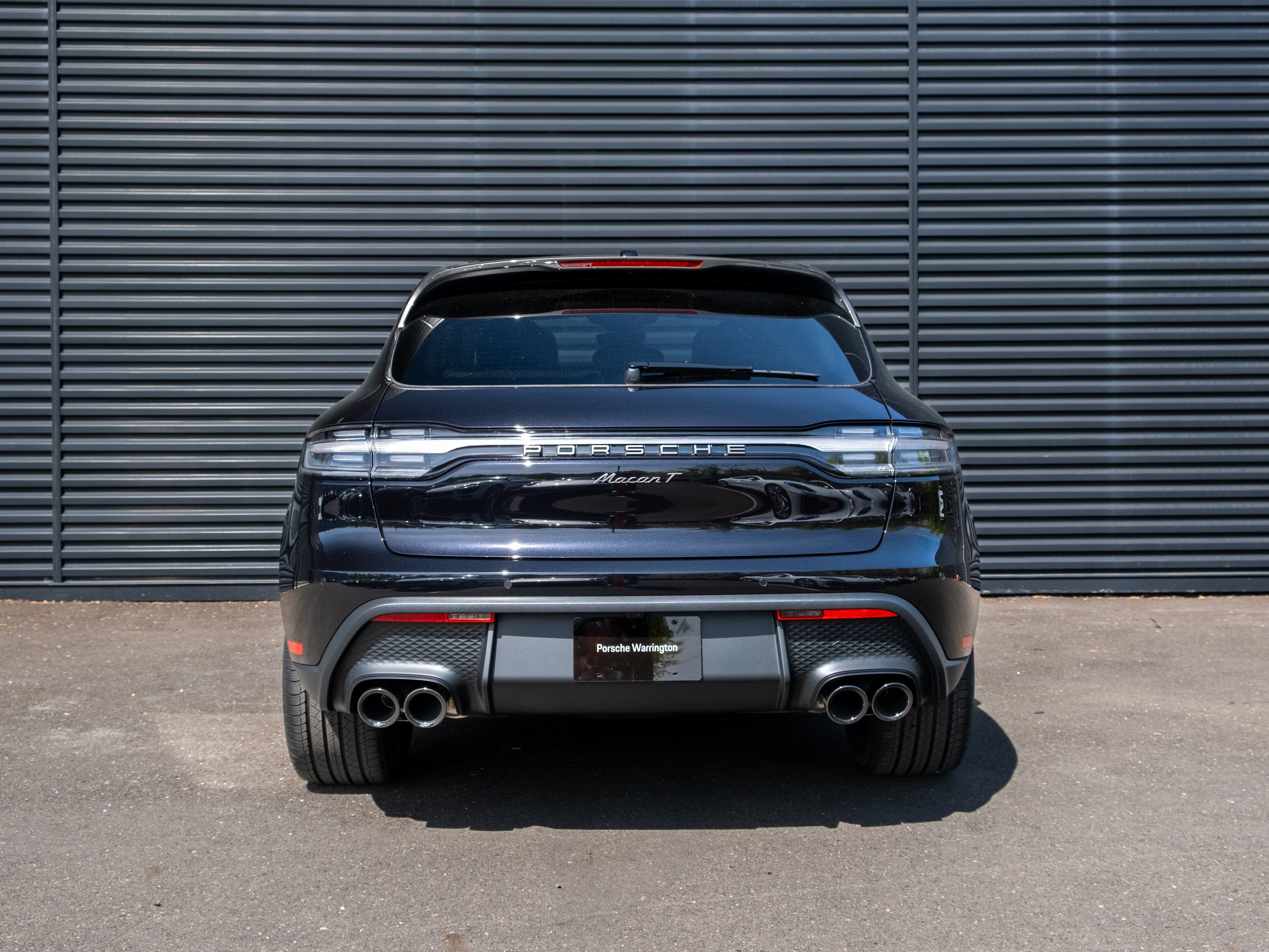 2025 Porsche Macan T