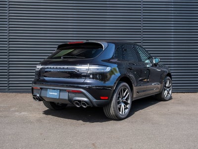 2025 Porsche Macan T