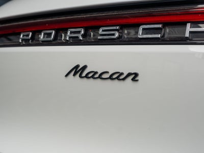 2026 Porsche Macan Base