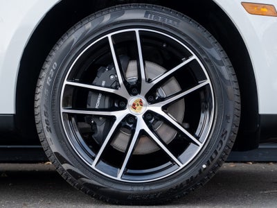 2026 Porsche Macan Base