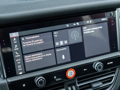 2026 Porsche Macan Base