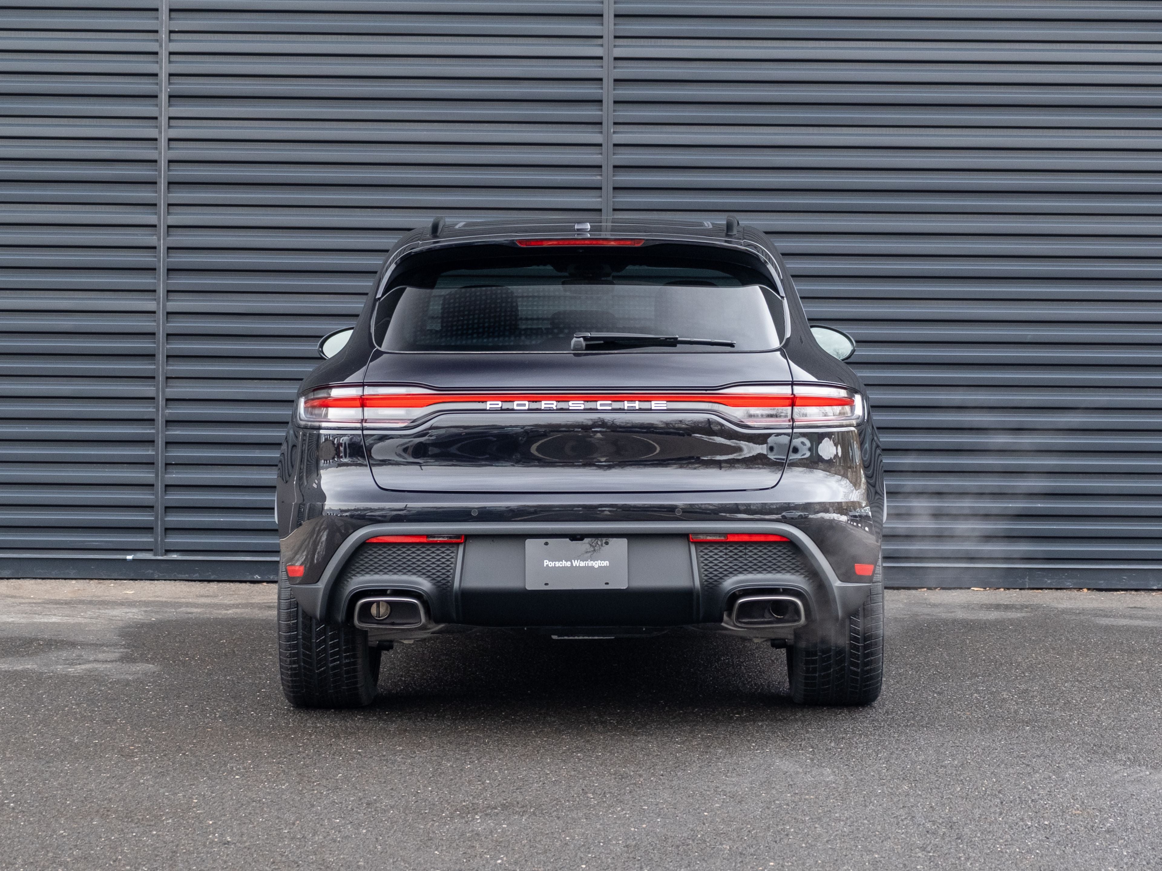 2026 Porsche Macan Base