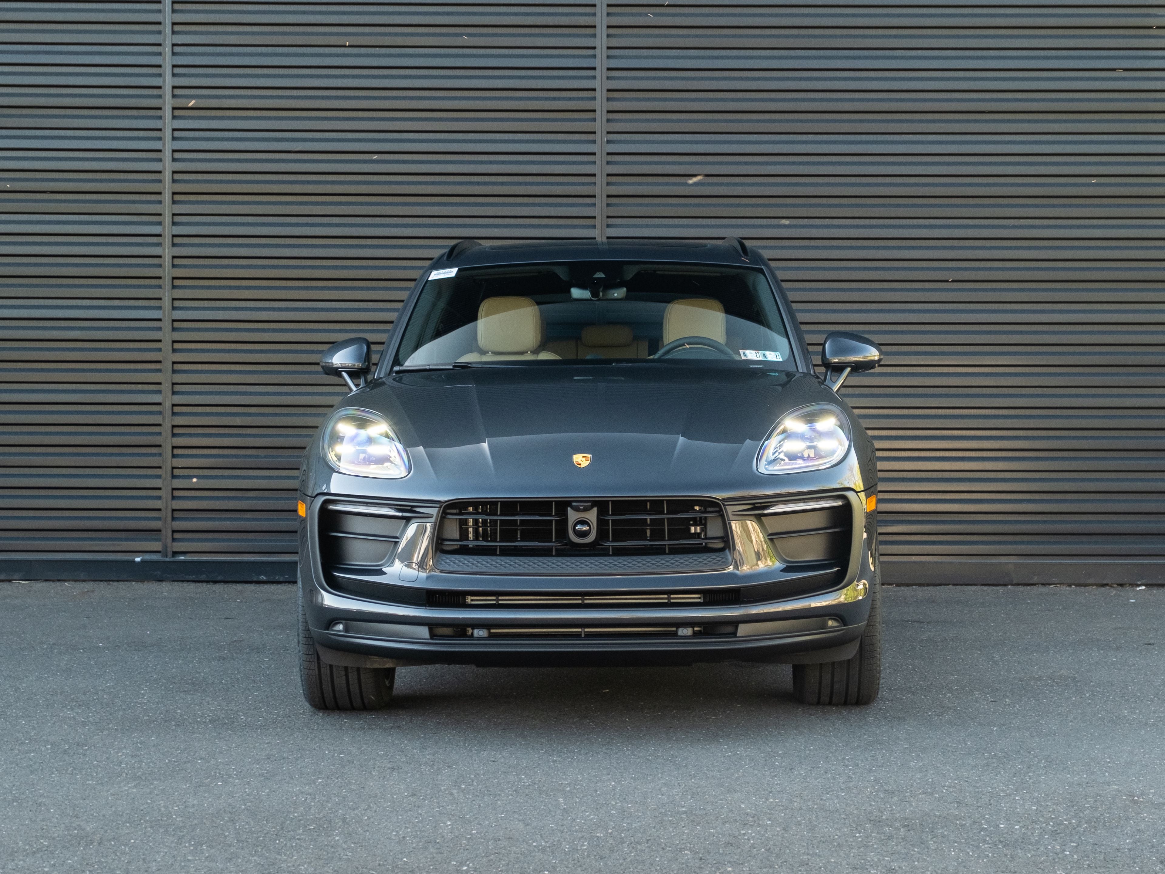 2026 Porsche Macan Base