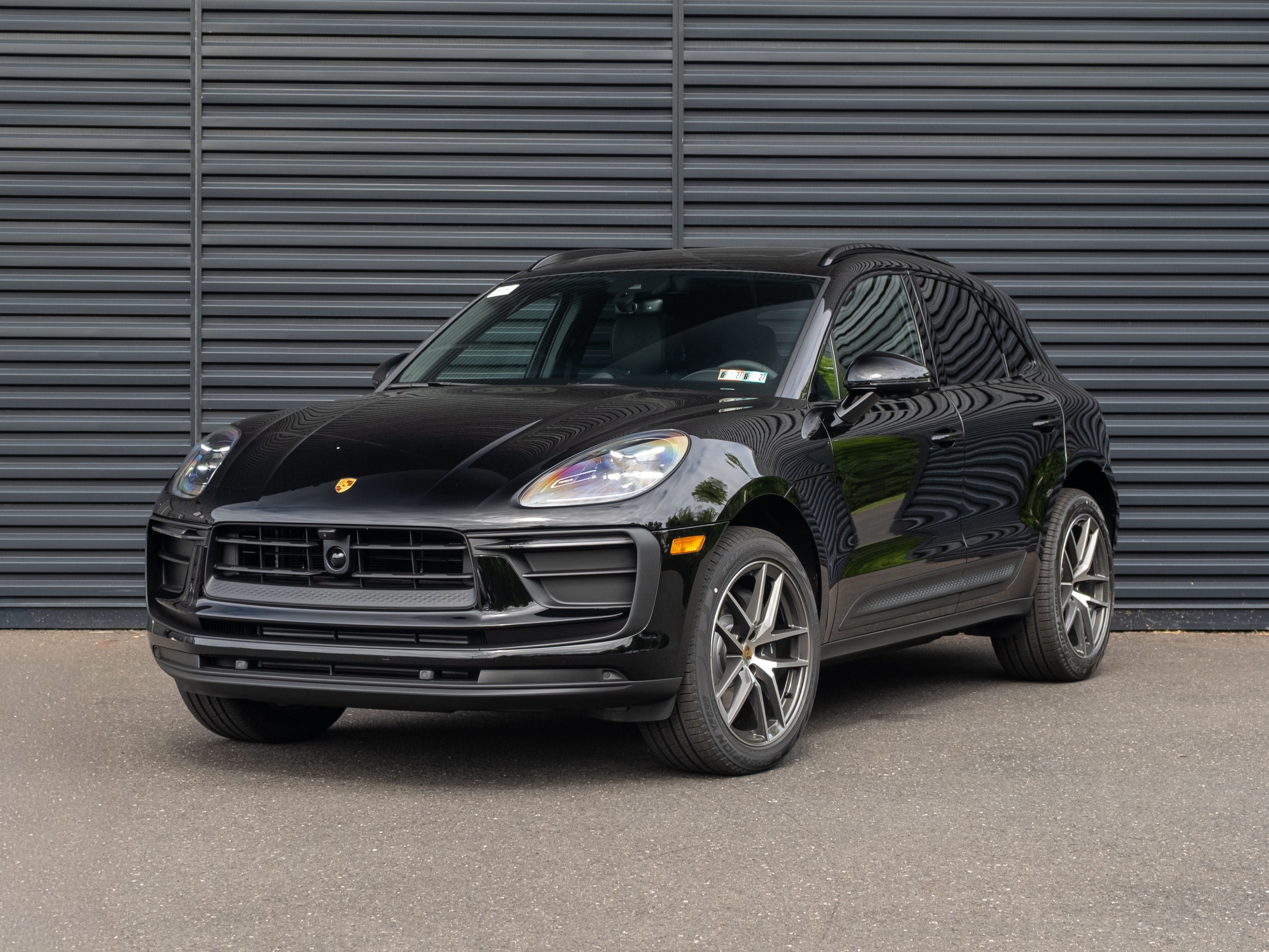 2026 Porsche Macan Base