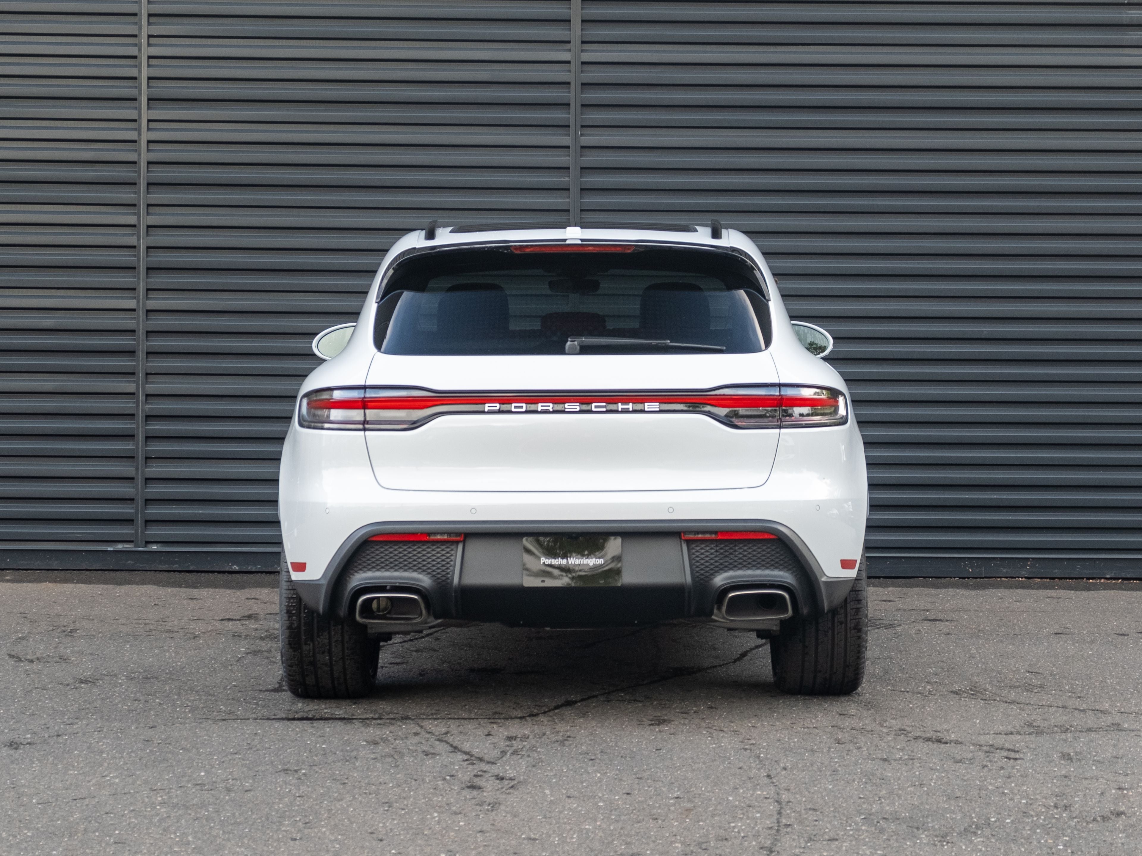 2026 Porsche Macan Base