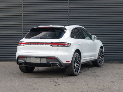 2026 Porsche Macan Base