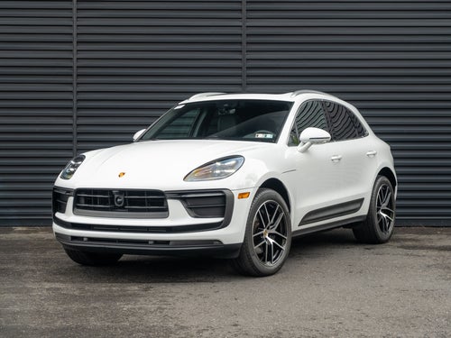 2023 Porsche Macan Base