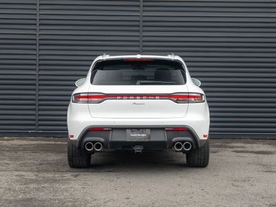 2023 Porsche Macan Base