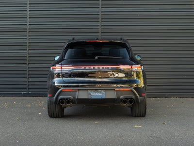 2024 Porsche Macan Base
