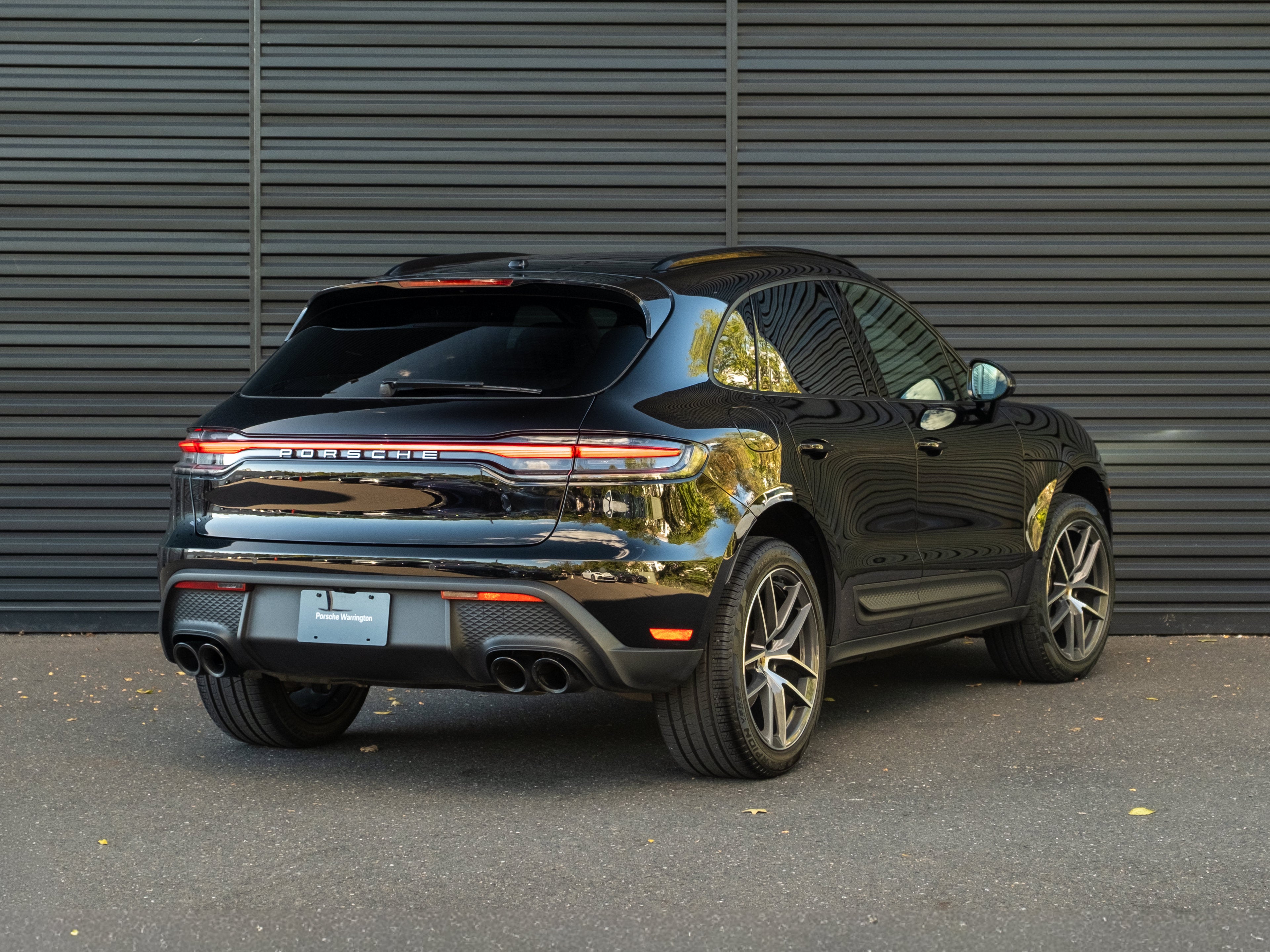 2024 Porsche Macan Base