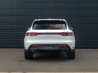 2026 Porsche Macan Base