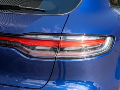 2023 Porsche Macan Base
