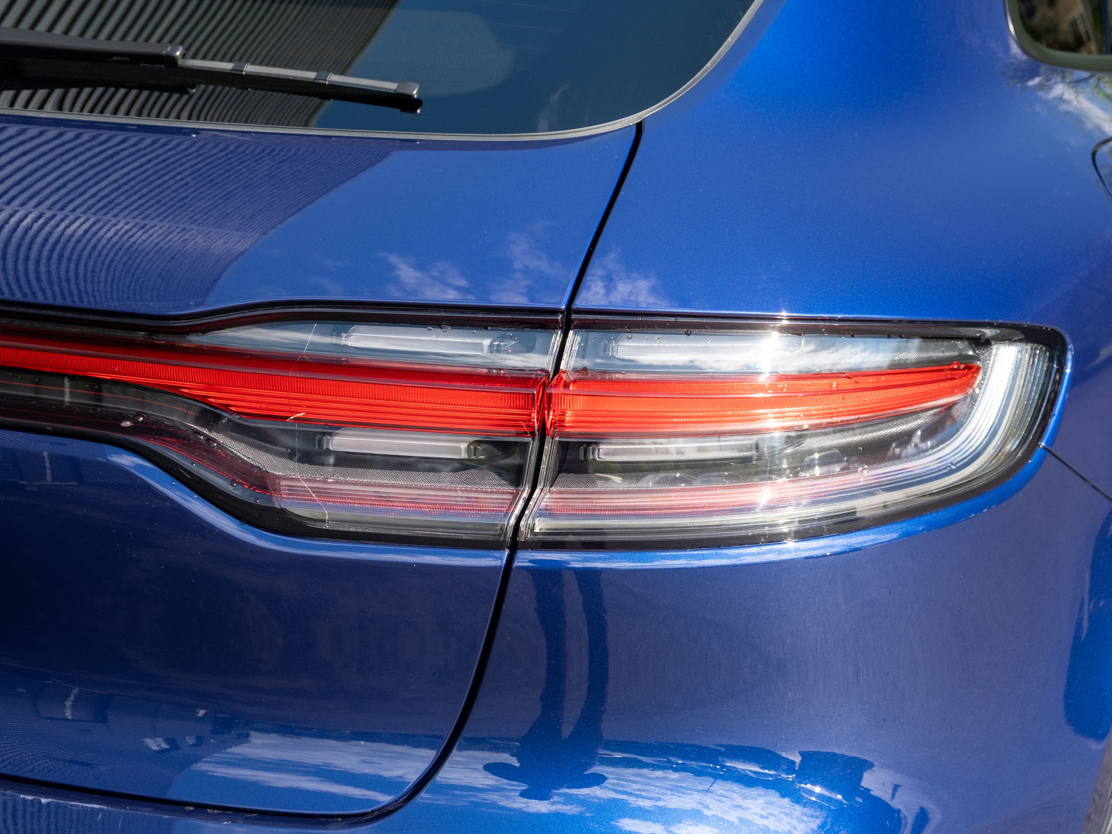 2023 Porsche Macan Base