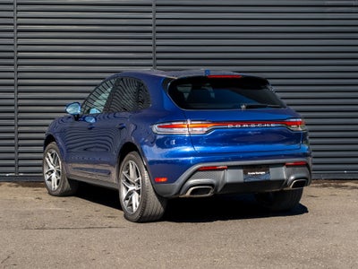 2023 Porsche Macan Base