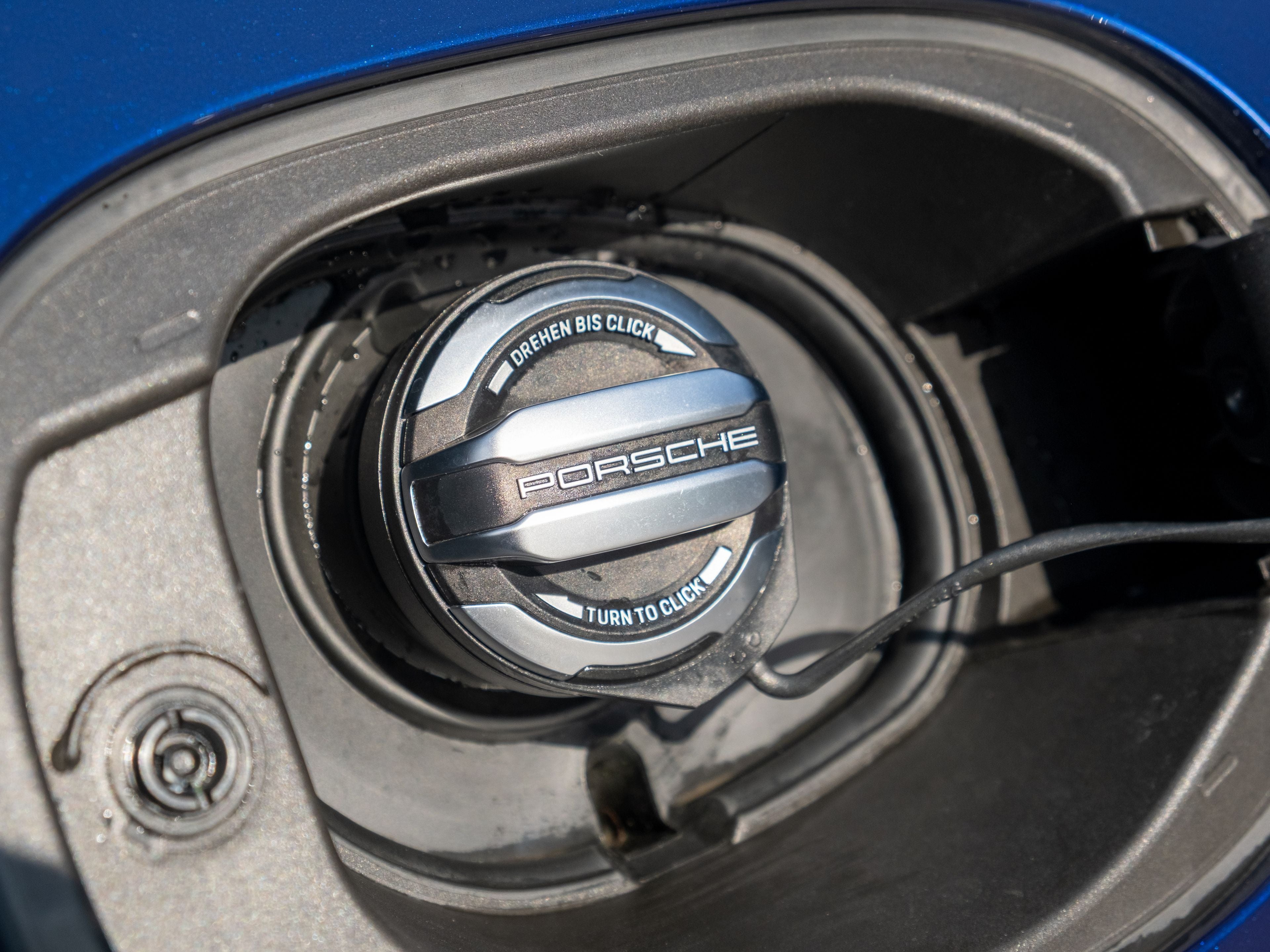 2023 Porsche Macan Base