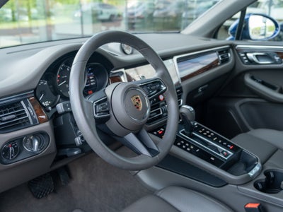 2023 Porsche Macan Base