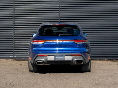 2023 Porsche Macan Base