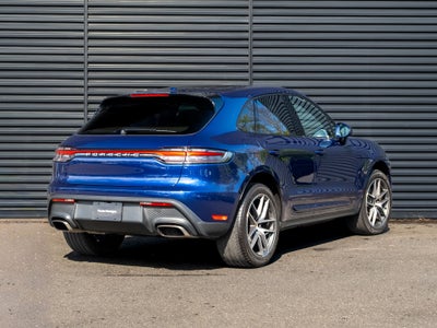 2023 Porsche Macan Base
