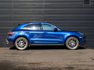 2023 Porsche Macan Base
