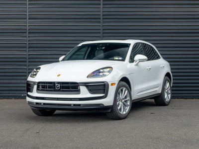 2026 Porsche Macan Base